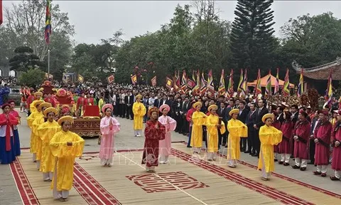Lễ hội đền Mẫu Âu Cơ - nơi cội nguồn dân tộc Việt