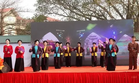 Trao Bằng công nhận Di sản văn hóa Phi vật thể Quốc gia cho Nghệ thuật trình diễn dân gian Hát Dô