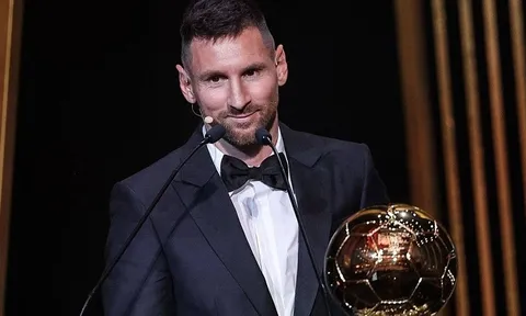 Lionel Messi tặng Quả bóng Vàng 2023 cho Barcelona, lên tiếng xin lỗi cổ động viên Trung Quốc