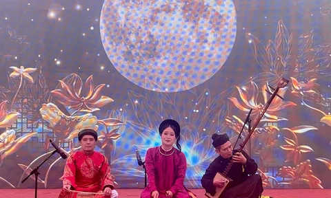Ngày thơ Hà Nội và Bản hòa âm đất nước
