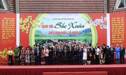 Gìn giữ và bồi đắp các giá trị văn hóa tốt đẹp, đưa văn hóa thấm sâu vào đời sống xã hội, tạo dựng nền tảng tinh thần lành mạnh và tiến bộ