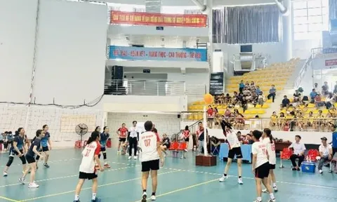 17 đội  tranh tài giải Bóng chuyền hơi nữ tỉnh Kiên Giang năm 2024