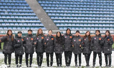 Đại diện U20 nữ Việt Nam làm quen sân thi đấu với U20 Nhật Bản