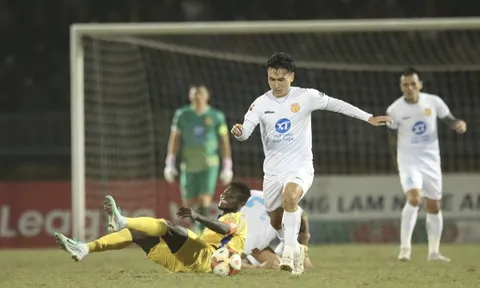 Vòng 12 V.League 2023-2024: Thép Xanh Nam Định vô địch lượt đi sớm trước 1 vòng đấu