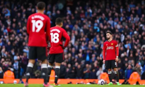 Man City thiết lập kỷ lục, Man United chạm cột mốc buồn sau trận derby thành Manchester