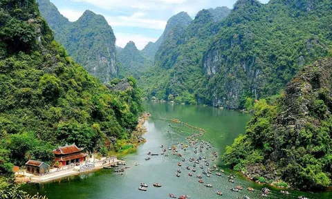 Phát triển sản phẩm du lịch di sản trong khu Di sản văn hóa và thiên nhiên thế giới Quần thể danh thắng Tràng An