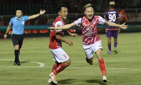 Vòng 12 V.League 2023-2024: Huy Toàn tỏa sáng giúp TP.HCM đánh bại Bình Dương