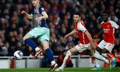 Vòng 28 Premier League: Arsenal làm nóng cuộc đại chiến Liverpool và Man City