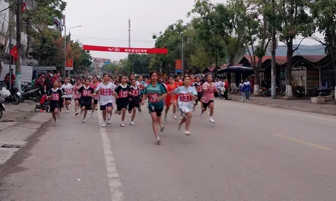 Huyện Than Uyên tổ chức Ngày chạy Olympic vì sức khỏe toàn dân năm 2024