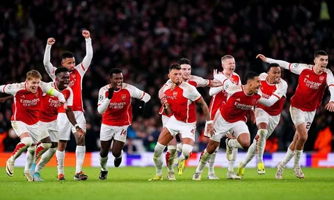 Arsenal giành vé vào Tứ kết Champions League sau loạt sút luân lưu
