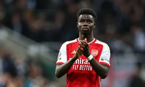 Arsenal lo lắng với chấn thương của tiền đạo Bukayo Saka