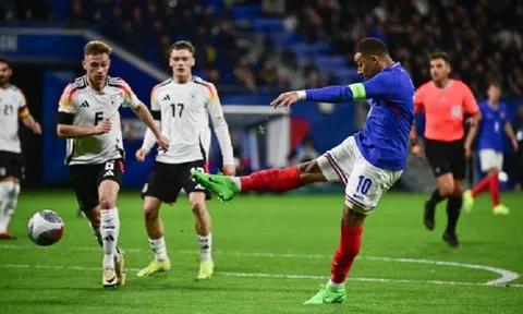 Florian Wirtz và Kai Havertz lập công giúp đội tuyển Đức thắng trên sân của đội tuyển Pháp