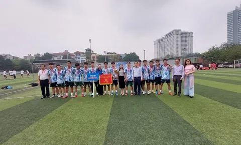 Trường THPT Nguyễn Trãi vô địch giải Bóng đá khối THPT quận Ba Đình năm học 2023-2024