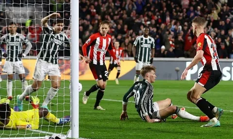 Man United nhọc nhằn trên sân của Brentford