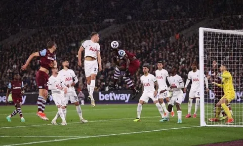 Đánh rơi chiến thắng, Tottenham lỡ cơ hội vào tốp 4