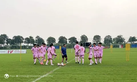 Đội tuyển U17 nam quốc gia tập trung rèn kĩ thuật cá nhân, rà soát lực lượng