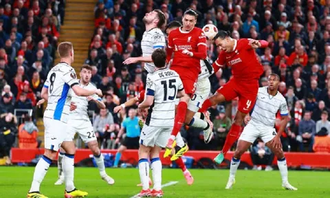 Liverpool thua sốc ở lượt đi Tứ kết Europa League