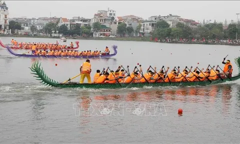 Sôi nổi giải Bơi chải mở rộng thành phố Việt Trì