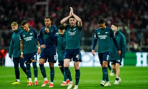 Arsenal có nguy cơ trắng tay ở mùa giải năm nay