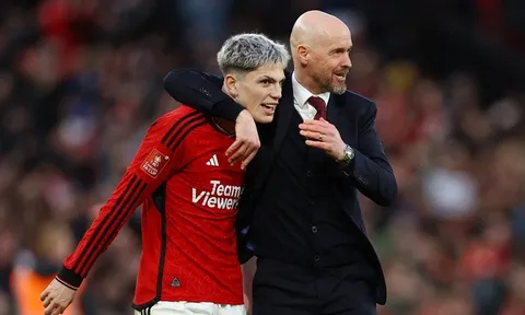Học trò xin lỗi thầy Ten Hag trước bán kết FA Cup