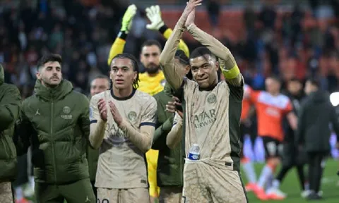 Tiền đạo Kylian Mbappe lập kỷ lục ghi bàn trong chiến thắng đậm của PSG