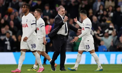 Huấn luyện viên Ange Postecoglou cản bước Arsenal, người đồng cấp Arteta cậy nhờ thầy cũ