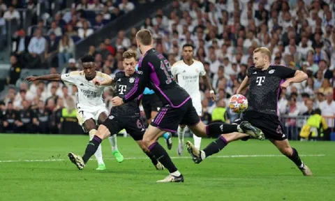 Bayern Munich chạm cột mốc buồn