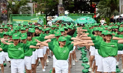 Lễ khai mạc hè, Ngày Olympic trẻ em và phát động toàn dân tập luyện môn Bơi phòng, chống đuối nước năm 2024