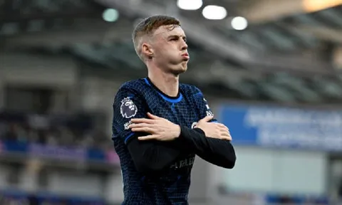 Cole Palmer cân bằng kỉ lục ghi bàn của Frank Lampard