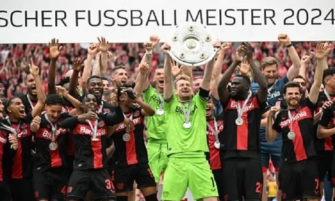 Hạ màn Bundesliga: Leverkusen vô địch cùng kỷ lục bất bại, Bayern Munich thua ngược