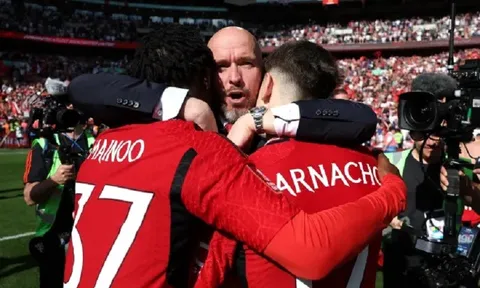 "Ngôi sao" trẻ Man United đi vào lịch sử FA Cup