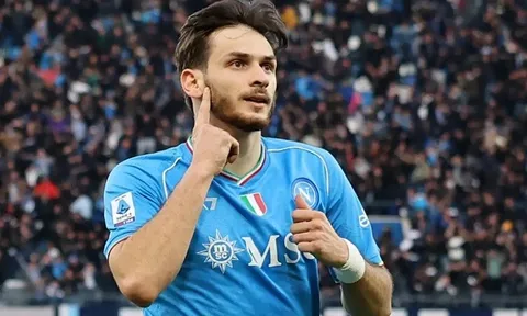 PSG chi đậm hỏi mua Khvicha Kvaratskhelia của Napoli