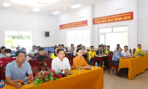 31 học viên tham gia Lớp tập huấn trọng tài môn Đẩy gậy, Kéo co