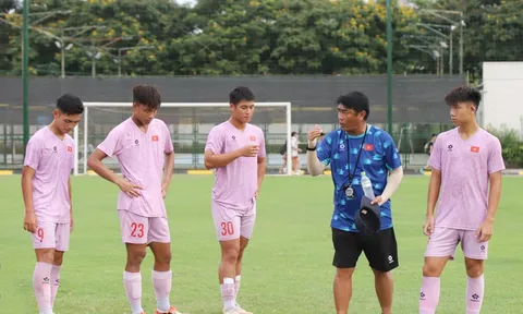 Huấn luyện viên Trần Minh Chiến: “U16 Việt Nam nỗ lực thích nghi với điều kiện thi đấu tại Indonesia”