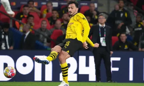 Dortmund bổ nhiệm huấn luyện viên thay thế Edin Terzic, tống khứ Mats Hummels