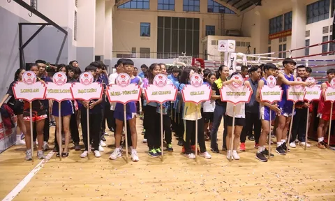 Khởi tranh giải trẻ Kickboxing miền Nam 2024