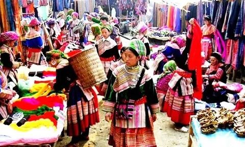 Bảo tồn, phát huy đặc trưng văn hóa truyền thống trong Chợ phiên của đồng bào các dân tộc thiểu số
