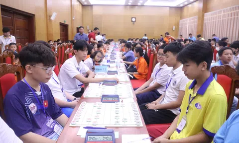 Gần 350 vận động viên tranh tài giải vô địch cờ Tướng trẻ quốc gia 