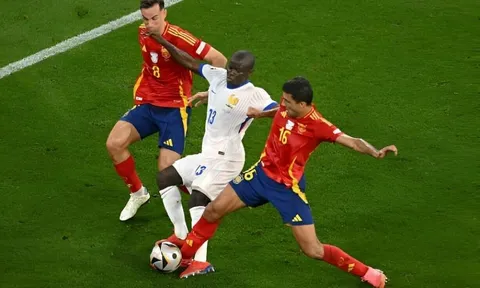 N’Golo Kante đứt chuỗi trận bất bại cùng đội tuyển Pháp