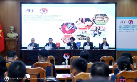 Khai mạc chương trình tập huấn Y học thể thao tại Hà Nội