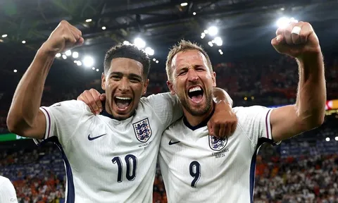 Gary Neville ca ngợi Harry Kane trước chung kết EURO 2024