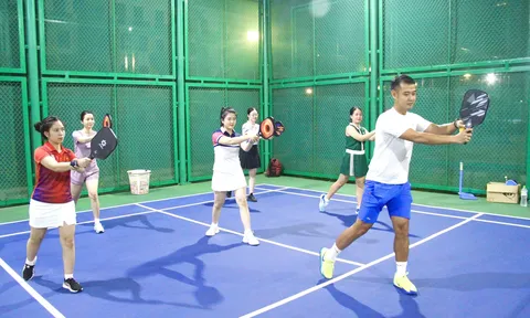 Sôi nổi phong trào tập pickleball ở Quảng Trị