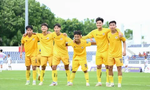 Vòng chung kết giải Bóng đá vô địch U17 quốc gia - Cúp Thái Sơn Nam 2024: Hà Nội và Hồng Lĩnh Hà Tĩnh giành vé vào tứ kết
