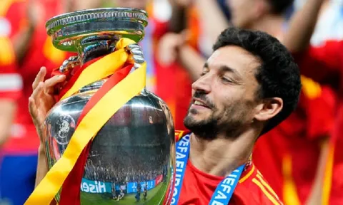 Rodri được vinh danh, Jesus Navas ghi tên vào lịch sử EURO