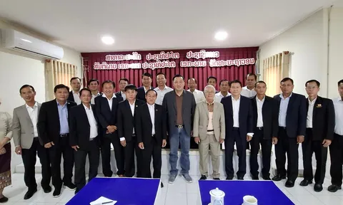 Bình Dương chia sẻ kinh nghiệm trong quản lý điều hành công tác Thể dục thể thao với tỉnh Chăm-pa-sắc