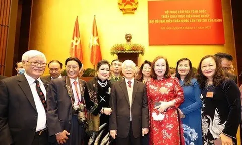 Tổng Bí thư Nguyễn Phú Trọng: Mong mỏi chấn hưng, phát triển văn hóa Việt Nam