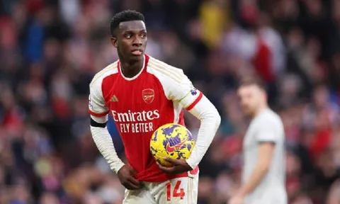 Marseille đạt được thỏa thuận chiêu mộ tiền đạo của Arsenal