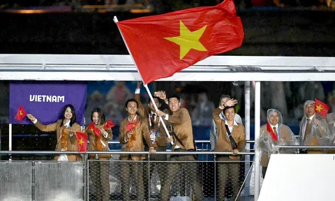 Cờ Việt Nam tung bay tại Olympic độc lạ và hoành tráng nhất lịch sử