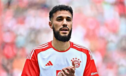 Man United đón tin vui trong nỗ lực chiêu mộ Jarrad Branthwaite và Noussair Mazraoui