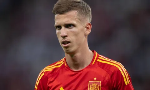 Olmo khó về Barca trong hè này